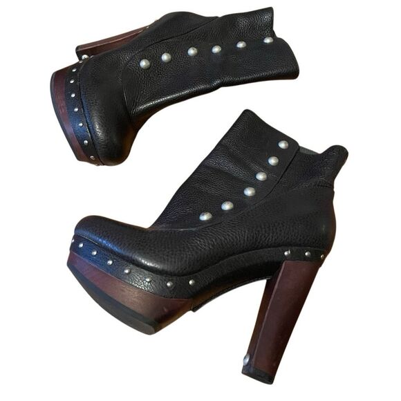 UGG | cosima black leather studded high heel ankle boots 8 - Picture 2 of 15